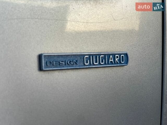 Серый Альфа Ромео 156, объемом двигателя 1.9 л и пробегом 332 тыс. км за 2700 $, фото 11 на Automoto.ua