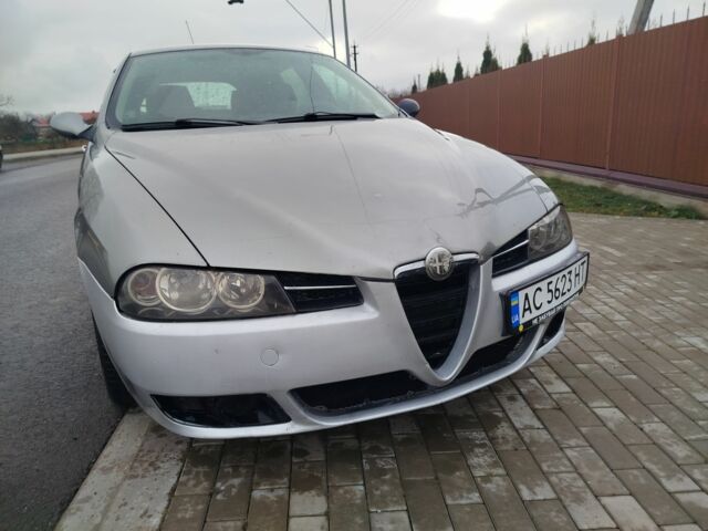 Серый Альфа Ромео 156, объемом двигателя 1.9 л и пробегом 300 тыс. км за 2999 $, фото 1 на Automoto.ua