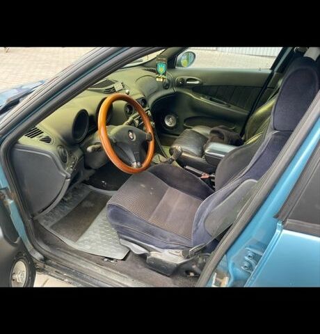 Синий Альфа Ромео 156, объемом двигателя 2 л и пробегом 200 тыс. км за 2271 $, фото 12 на Automoto.ua