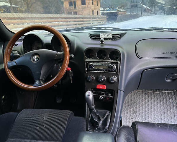 Синій Альфа Ромео 156, об'ємом двигуна 2 л та пробігом 201 тис. км за 2055 $, фото 8 на Automoto.ua