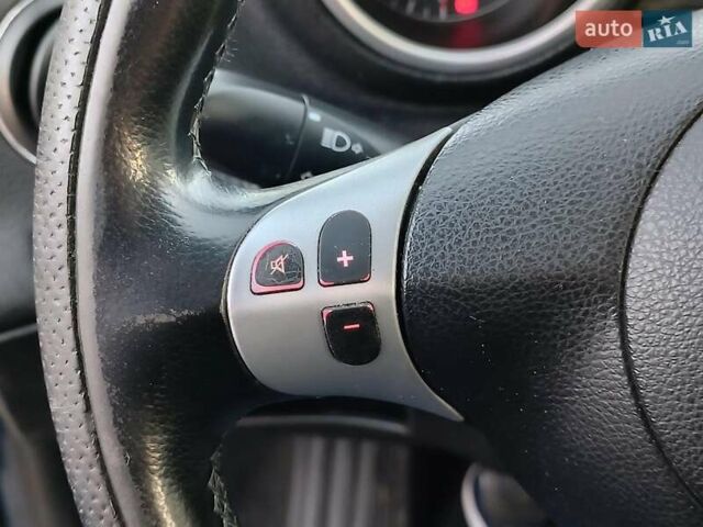 Альфа Ромео 156 2002 в Харькове на Automoto.ua Синий Альфа Ромео 156, объемом двигателя 2 л и пробегом 138 тыс. км за 3890 $, фото 23 на Automoto.ua