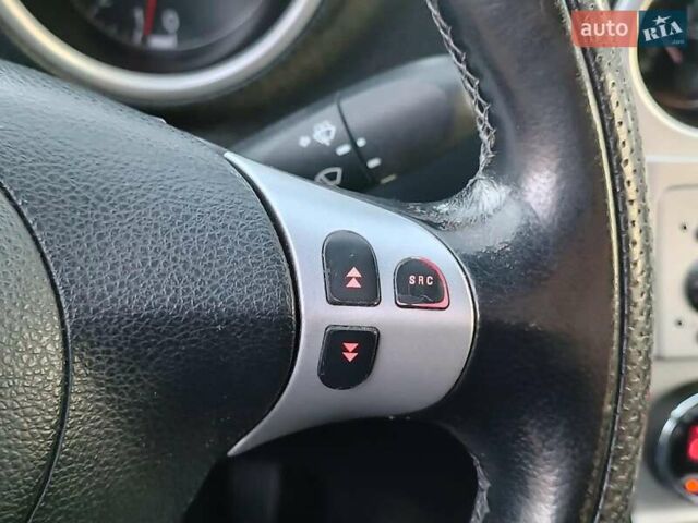 Альфа Ромео 156 2002 в Харькове на Automoto.ua Синий Альфа Ромео 156, объемом двигателя 2 л и пробегом 138 тыс. км за 3890 $, фото 24 на Automoto.ua