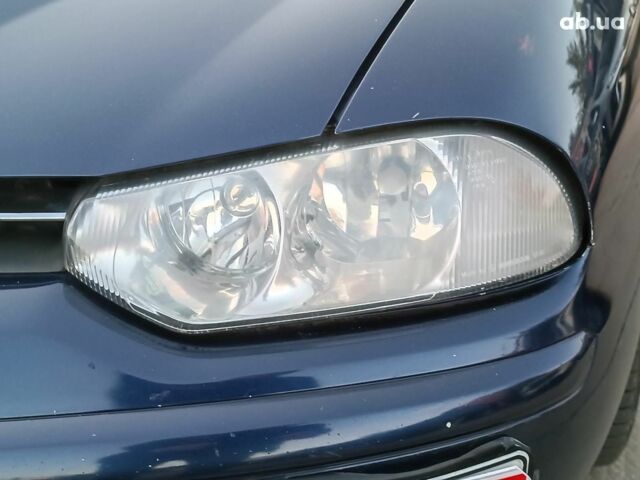 Синий Альфа Ромео 156, объемом двигателя 2 л и пробегом 138 тыс. км за 3890 $, фото 5 на Automoto.ua