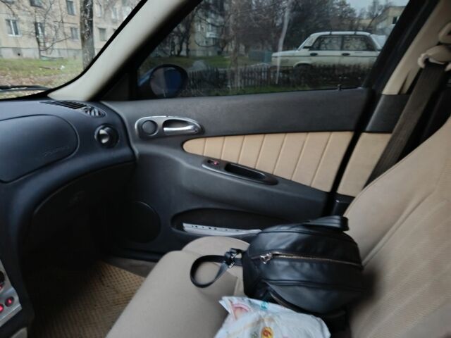 Синий Альфа Ромео 156, объемом двигателя 1.9 л и пробегом 270 тыс. км за 3500 $, фото 2 на Automoto.ua