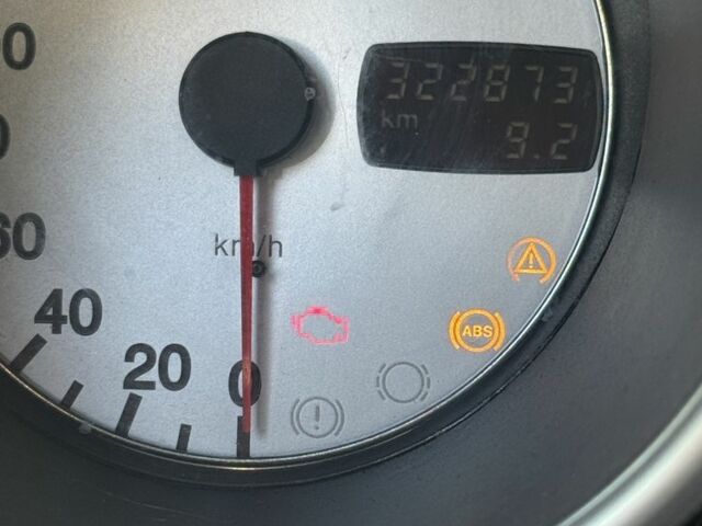 Синій Альфа Ромео 156, об'ємом двигуна 1.9 л та пробігом 322 тис. км за 1800 $, фото 5 на Automoto.ua