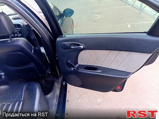 Зеленый Альфа Ромео 156, объемом двигателя 1.6 л и пробегом 350 тыс. км за 3500 $, фото 8 на Automoto.ua