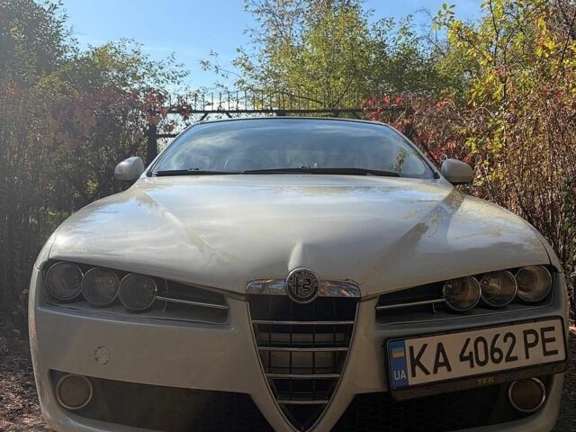 Білий Альфа Ромео 159, об'ємом двигуна 2.2 л та пробігом 108 тис. км за 5000 $, фото 2 на Automoto.ua