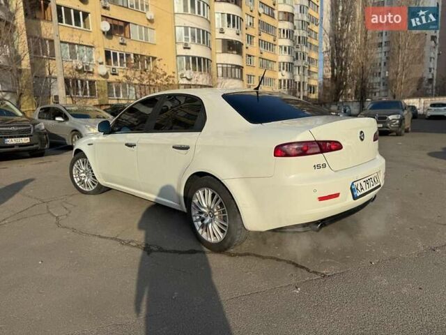Белый Альфа Ромео 159, объемом двигателя 2.2 л и пробегом 137 тыс. км за 5200 $, фото 1 на Automoto.ua