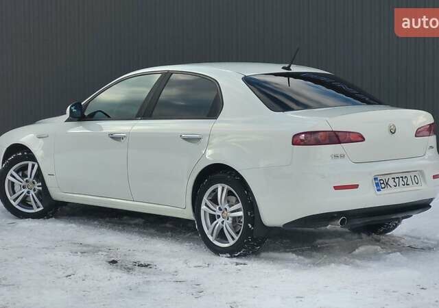 Белый Альфа Ромео 159, объемом двигателя 1.99 л и пробегом 311 тыс. км за 6999 $, фото 5 на Automoto.ua