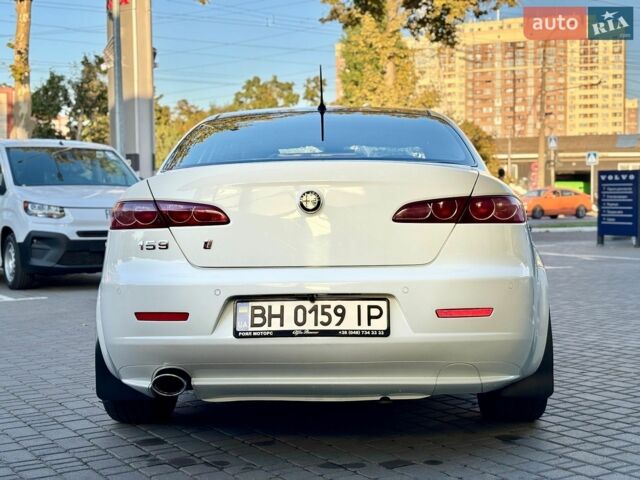 Білий Альфа Ромео 159, об'ємом двигуна 2 л та пробігом 211 тис. км за 9700 $, фото 13 на Automoto.ua