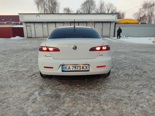 Белый Альфа Ромео 159, объемом двигателя 2.2 л и пробегом 130 тыс. км за 5000 $, фото 3 на Automoto.ua