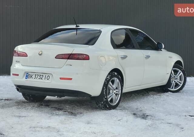 Белый Альфа Ромео 159, объемом двигателя 1.99 л и пробегом 311 тыс. км за 6999 $, фото 7 на Automoto.ua