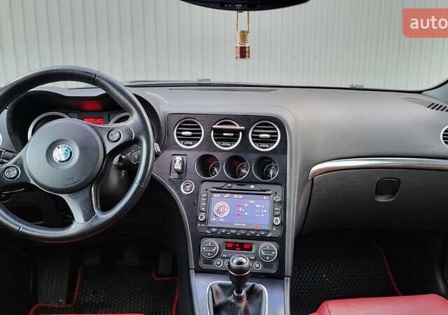 Белый Альфа Ромео 159, объемом двигателя 1.99 л и пробегом 311 тыс. км за 6999 $, фото 16 на Automoto.ua