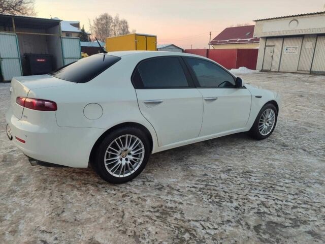 Белый Альфа Ромео 159, объемом двигателя 2.2 л и пробегом 130 тыс. км за 5000 $, фото 5 на Automoto.ua