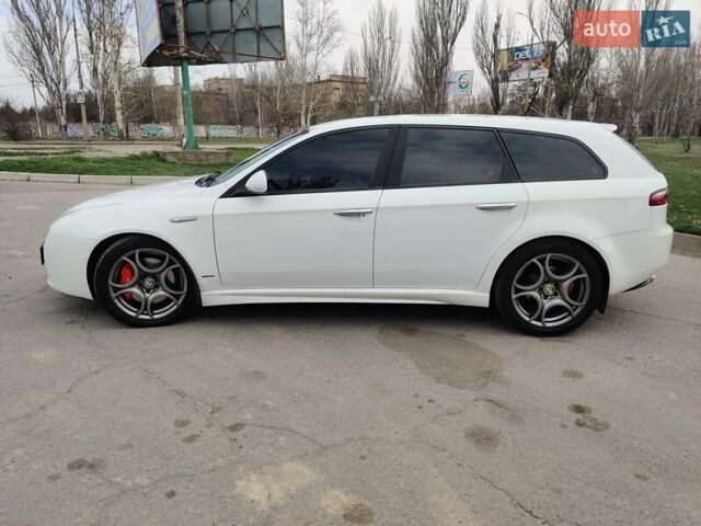 Белый Альфа Ромео 159, объемом двигателя 1.9 л и пробегом 263 тыс. км за 8100 $, фото 1 на Automoto.ua