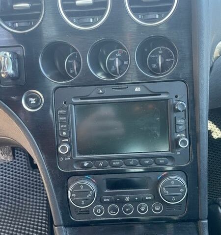 Белый Альфа Ромео 159, объемом двигателя 1.96 л и пробегом 203 тыс. км за 5900 $, фото 12 на Automoto.ua