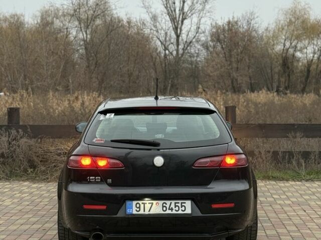 Чорний Альфа Ромео 159, об'ємом двигуна 1.9 л та пробігом 169 тис. км за 3250 $, фото 4 на Automoto.ua