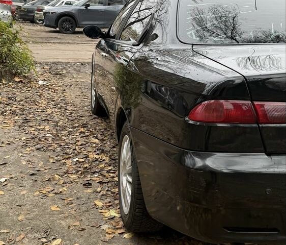 Черный Альфа Ромео 159, объемом двигателя 1.9 л и пробегом 270 тыс. км за 2700 $, фото 2 на Automoto.ua