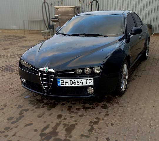 Чорний Альфа Ромео 159, об'ємом двигуна 1.9 л та пробігом 245 тис. км за 6300 $, фото 3 на Automoto.ua