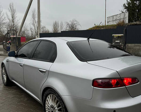 Черный Альфа Ромео 159, объемом двигателя 1.91 л и пробегом 260 тыс. км за 5600 $, фото 5 на Automoto.ua