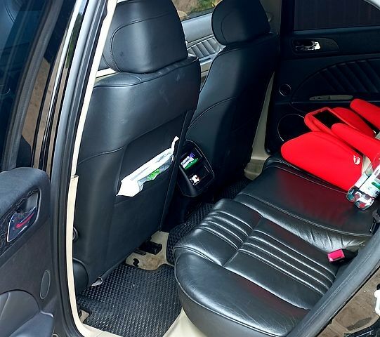 Чорний Альфа Ромео 159, об'ємом двигуна 1.9 л та пробігом 245 тис. км за 6300 $, фото 9 на Automoto.ua