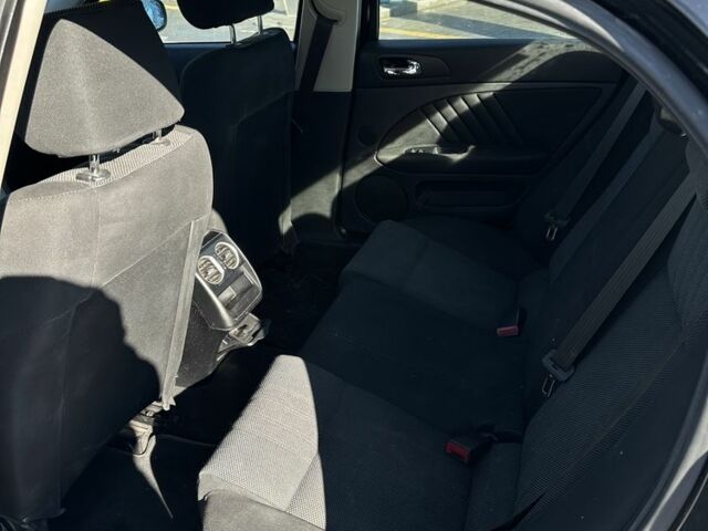 Чорний Альфа Ромео 159, об'ємом двигуна 1.9 л та пробігом 290 тис. км за 3600 $, фото 5 на Automoto.ua