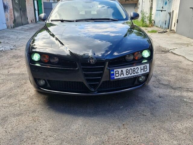 Чорний Альфа Ромео 159, об'ємом двигуна 2.2 л та пробігом 230 тис. км за 6500 $, фото 28 на Automoto.ua