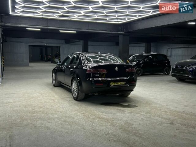 Чорний Альфа Ромео 159, об'ємом двигуна 1.91 л та пробігом 243 тис. км за 8000 $, фото 4 на Automoto.ua