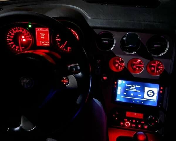 Черный Альфа Ромео 159, объемом двигателя 1.91 л и пробегом 242 тыс. км за 7700 $, фото 13 на Automoto.ua