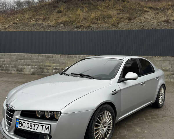 Черный Альфа Ромео 159, объемом двигателя 1.91 л и пробегом 260 тыс. км за 5600 $, фото 4 на Automoto.ua