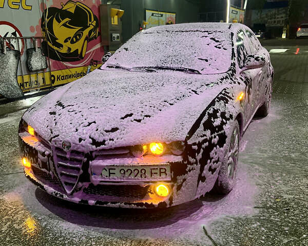 Черный Альфа Ромео 159, объемом двигателя 1.91 л и пробегом 242 тыс. км за 7700 $, фото 3 на Automoto.ua