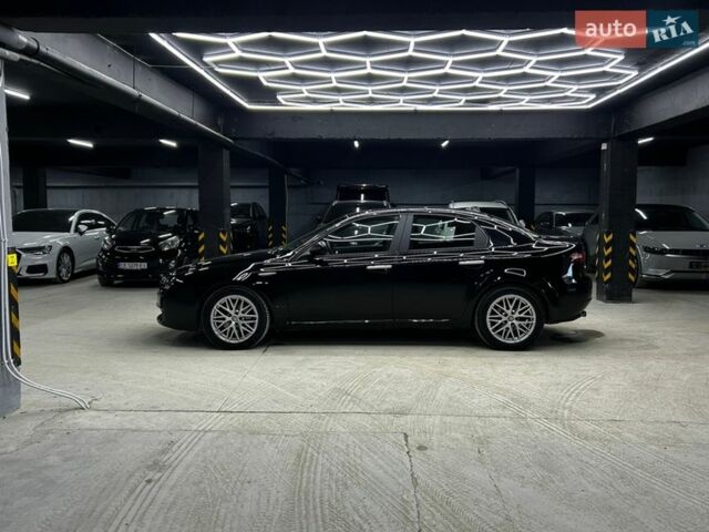 Чорний Альфа Ромео 159, об'ємом двигуна 1.91 л та пробігом 243 тис. км за 8000 $, фото 3 на Automoto.ua