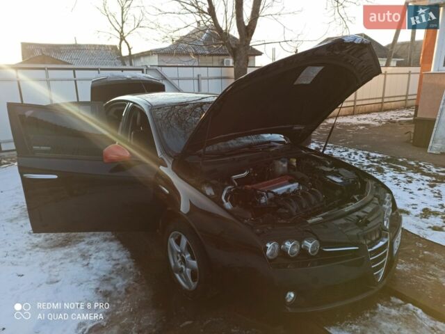 Чорний Альфа Ромео 159, об'ємом двигуна 1.9 л та пробігом 188 тис. км за 5800 $, фото 11 на Automoto.ua