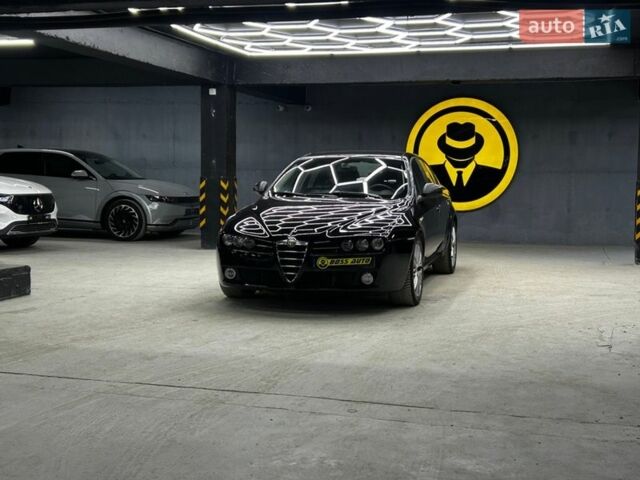 Чорний Альфа Ромео 159, об'ємом двигуна 1.91 л та пробігом 243 тис. км за 8000 $, фото 2 на Automoto.ua