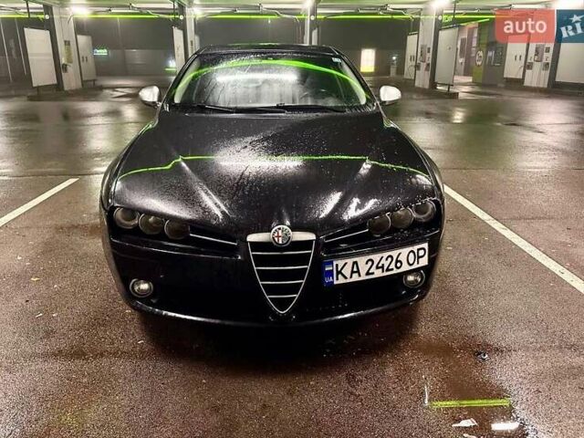 Чорний Альфа Ромео 159, об'ємом двигуна 2.2 л та пробігом 270 тис. км за 7500 $, фото 5 на Automoto.ua