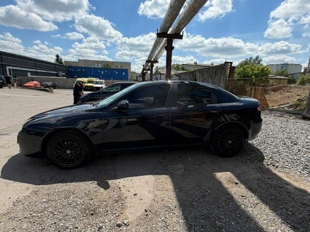 Чорний Альфа Ромео 159, об'ємом двигуна 2.2 л та пробігом 182 тис. км за 5800 $, фото 2 на Automoto.ua