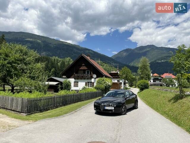 Черный Альфа Ромео 159, объемом двигателя 3.2 л и пробегом 134 тыс. км за 8000 $, фото 19 на Automoto.ua