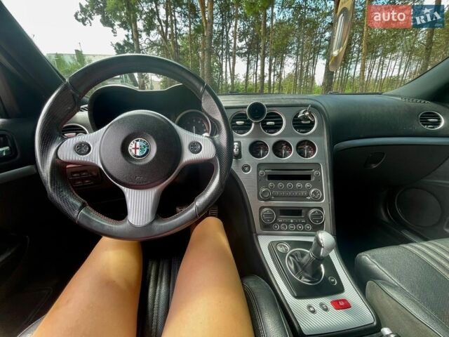 Чорний Альфа Ромео 159, об'ємом двигуна 2.2 л та пробігом 240 тис. км за 5500 $, фото 9 на Automoto.ua