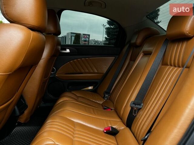 Чорний Альфа Ромео 159, об'ємом двигуна 2.2 л та пробігом 263 тис. км за 8200 $, фото 21 на Automoto.ua