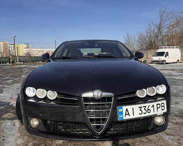 Черный Альфа Ромео 159, объемом двигателя 2.2 л и пробегом 171 тыс. км за 4500 $, фото 3 на Automoto.ua
