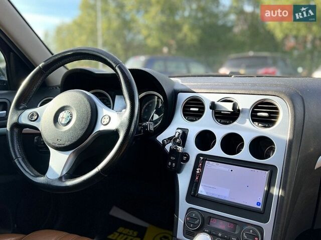 Черный Альфа Ромео 159, объемом двигателя 2.2 л и пробегом 263 тыс. км за 7500 $, фото 18 на Automoto.ua