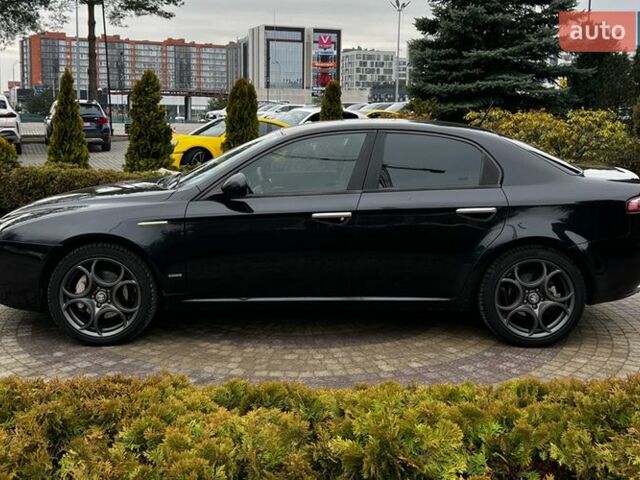 Чорний Альфа Ромео 159, об'ємом двигуна 2.2 л та пробігом 263 тис. км за 8200 $, фото 3 на Automoto.ua
