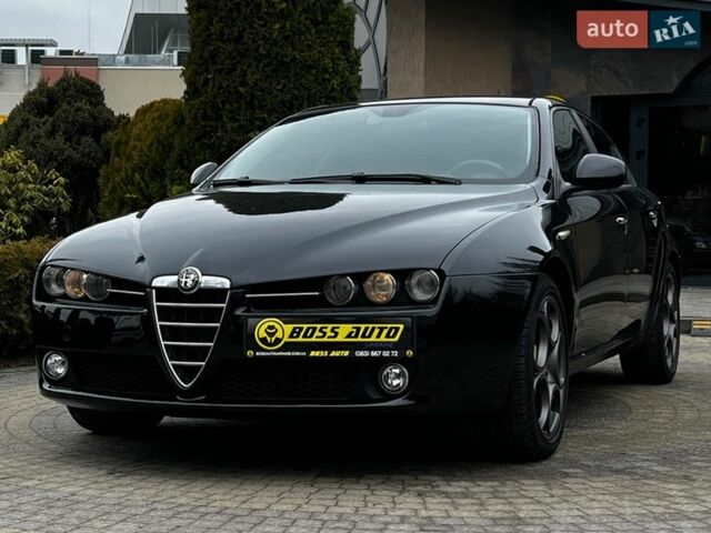 Чорний Альфа Ромео 159, об'ємом двигуна 2.2 л та пробігом 263 тис. км за 7500 $, фото 2 на Automoto.ua