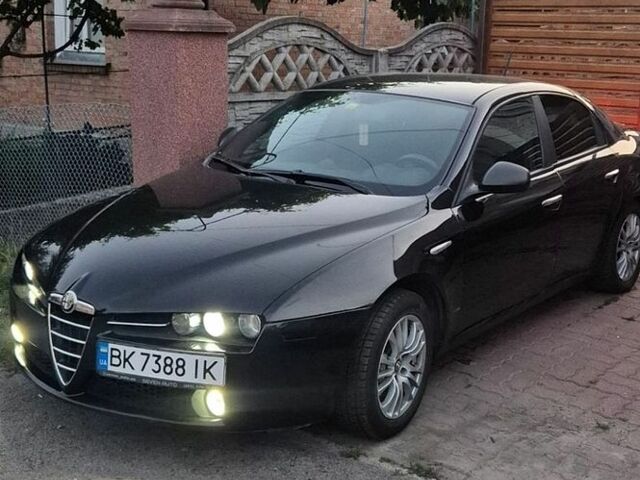 Чорний Альфа Ромео 159, об'ємом двигуна 1.96 л та пробігом 230 тис. км за 6000 $, фото 6 на Automoto.ua