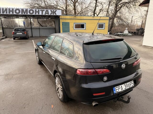 Черный Альфа Ромео 159, объемом двигателя 1.9 л и пробегом 200 тыс. км за 2500 $, фото 8 на Automoto.ua