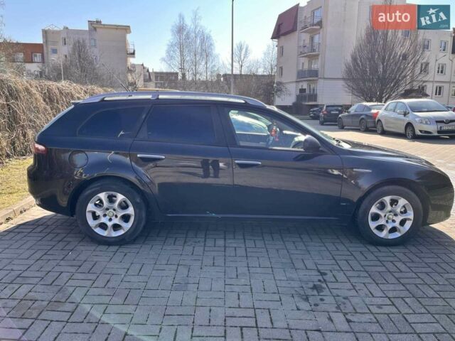 Чорний Альфа Ромео 159, об'ємом двигуна 2.2 л та пробігом 340 тис. км за 6200 $, фото 2 на Automoto.ua
