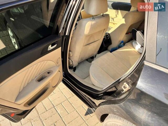 Черный Альфа Ромео 159, объемом двигателя 2.2 л и пробегом 340 тыс. км за 7000 $, фото 15 на Automoto.ua