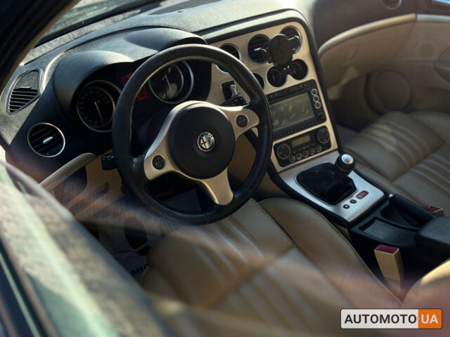 Черный Альфа Ромео 159, объемом двигателя 2.4 л и пробегом 270 тыс. км за 5400 $, фото 12 на Automoto.ua