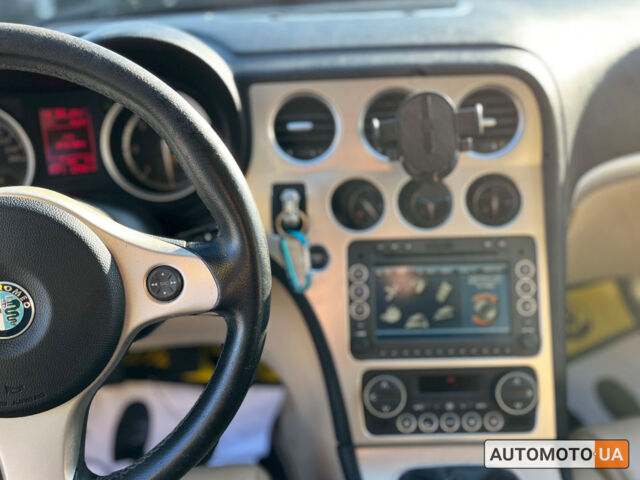 Черный Альфа Ромео 159, объемом двигателя 2.4 л и пробегом 270 тыс. км за 5400 $, фото 20 на Automoto.ua