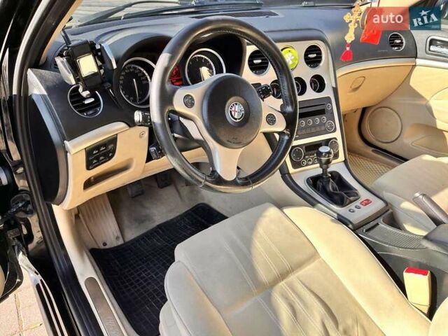 Черный Альфа Ромео 159, объемом двигателя 2.2 л и пробегом 340 тыс. км за 7000 $, фото 11 на Automoto.ua